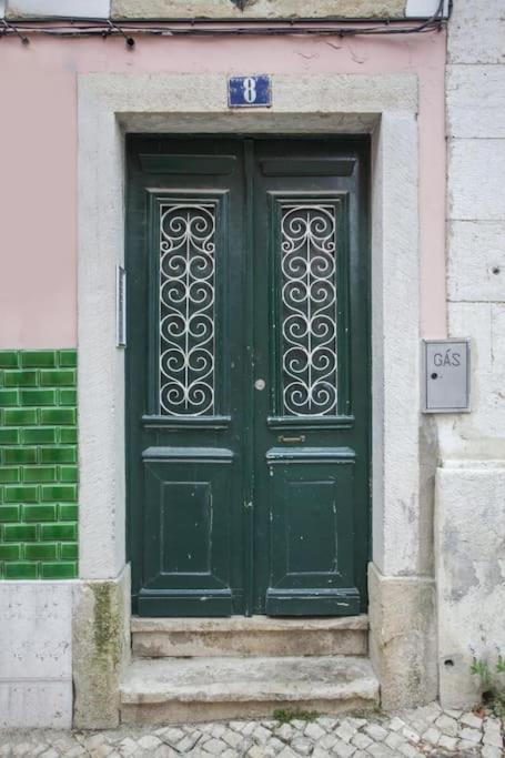 C2 Bairro Alto 18Th Century Beautiful Apartment Lisabona Exterior foto