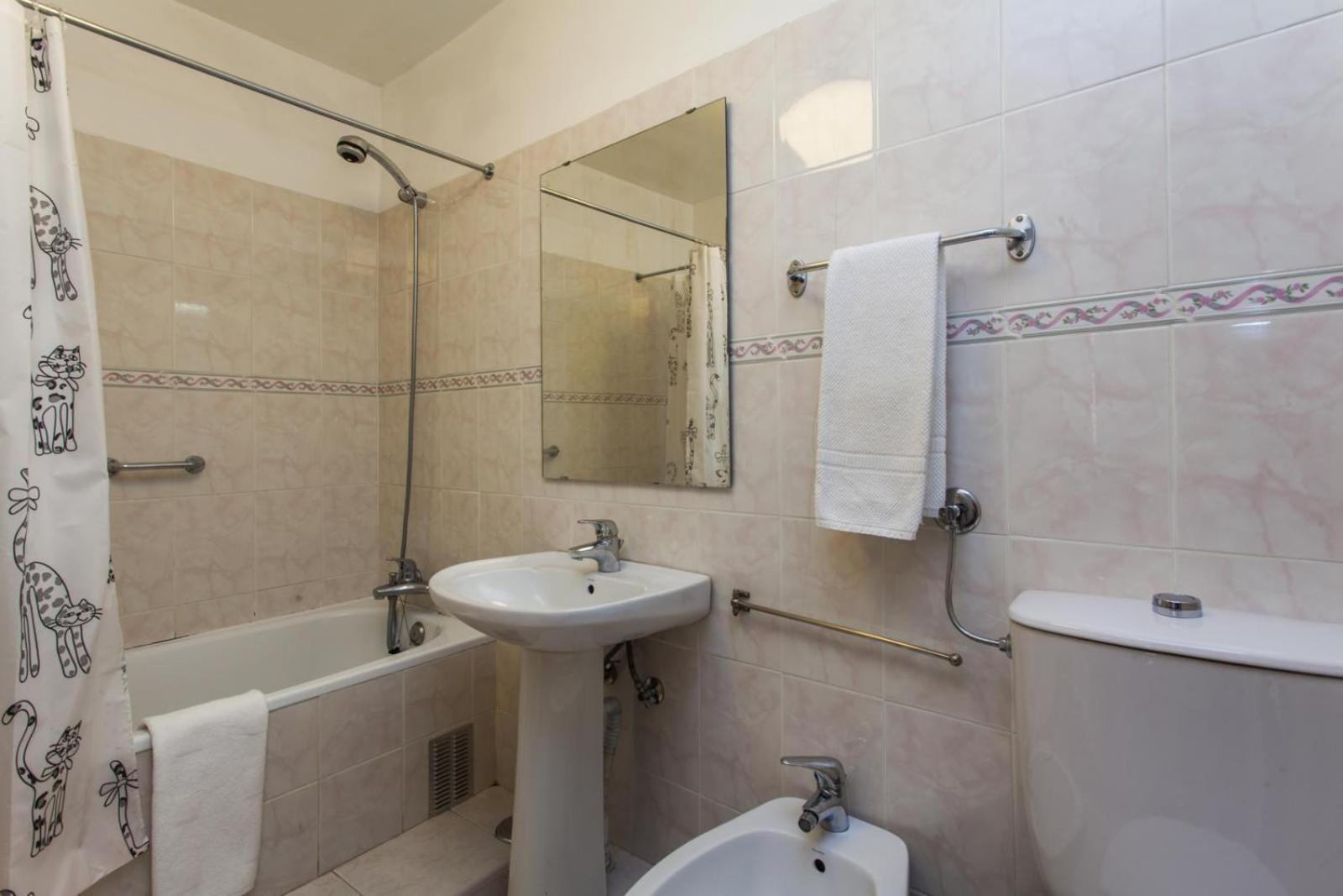 C2 Bairro Alto 18Th Century Beautiful Apartment Lisabona Exterior foto