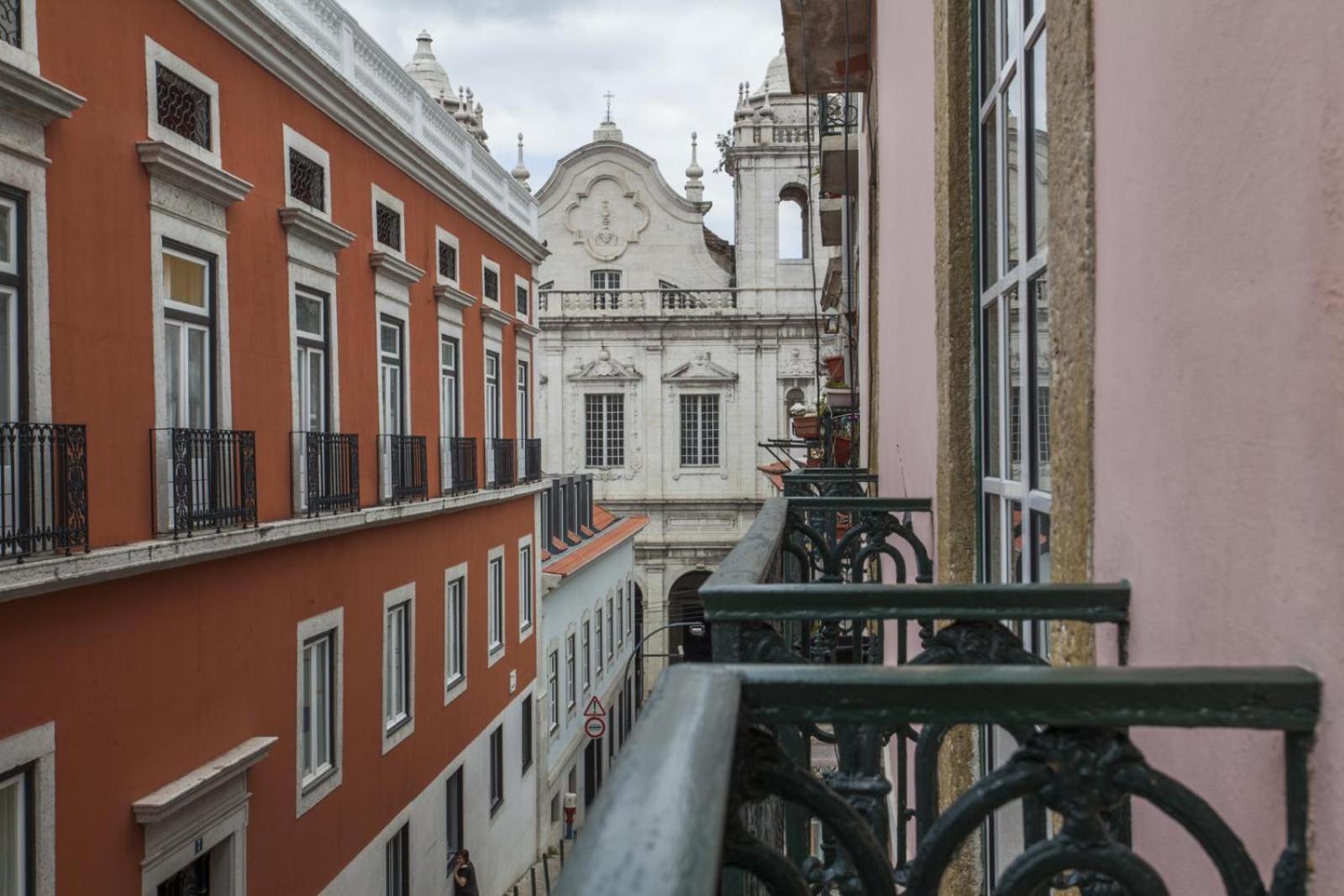 C2 Bairro Alto 18Th Century Beautiful Apartment Lisabona Exterior foto